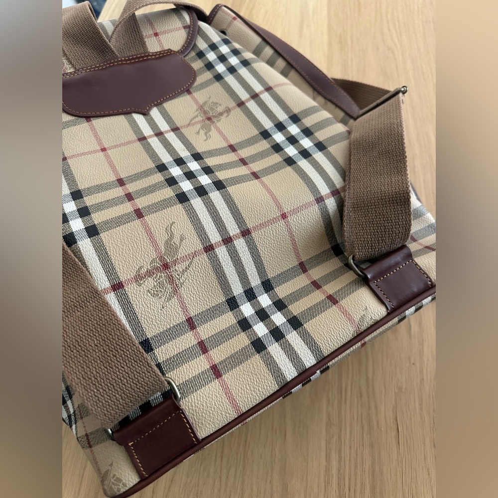Burberrys Backpack with dustbag - Picture 9 of 16